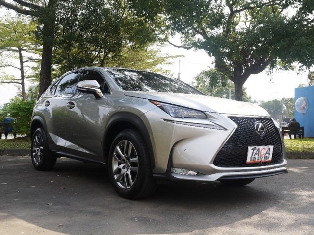 Lexus  NX  第4張相片