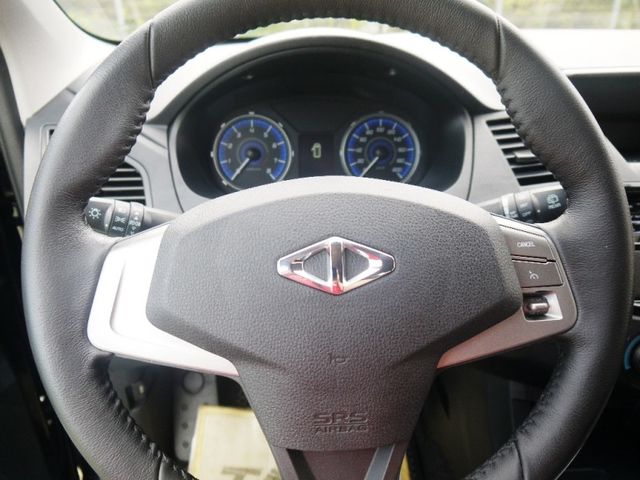 Mitsubishi  Zinger  第17張相片