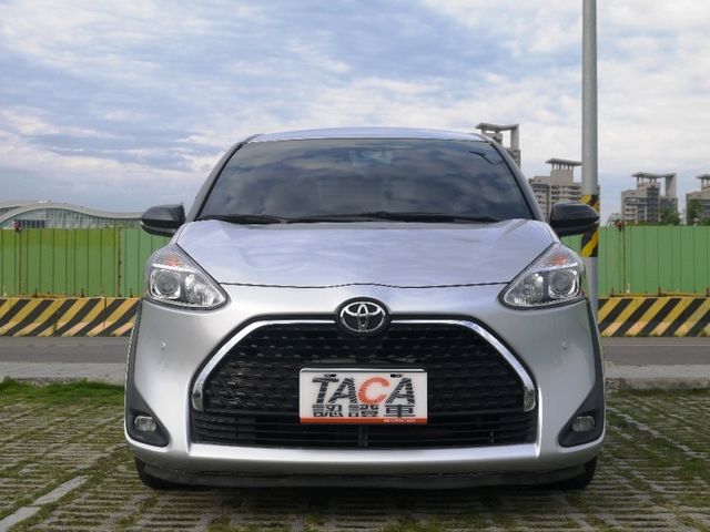 Toyota  SIENTA  第2張相片