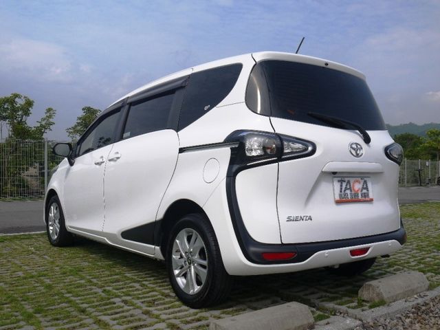 Toyota  SIENTA  第7張相片