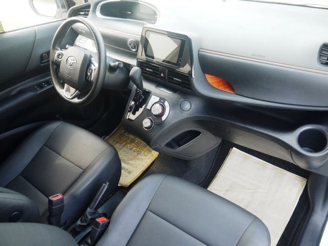 Toyota  SIENTA  第14張相片