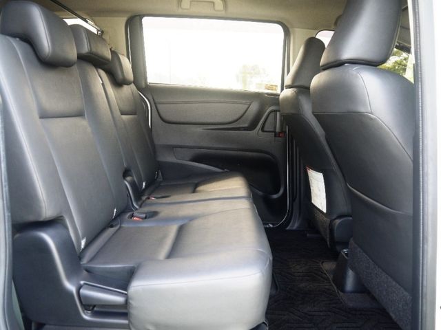 Toyota  SIENTA  第15張相片