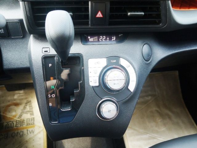 Toyota  SIENTA  第19張相片