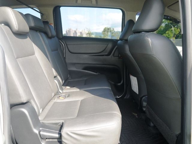 Toyota  SIENTA  第16張相片