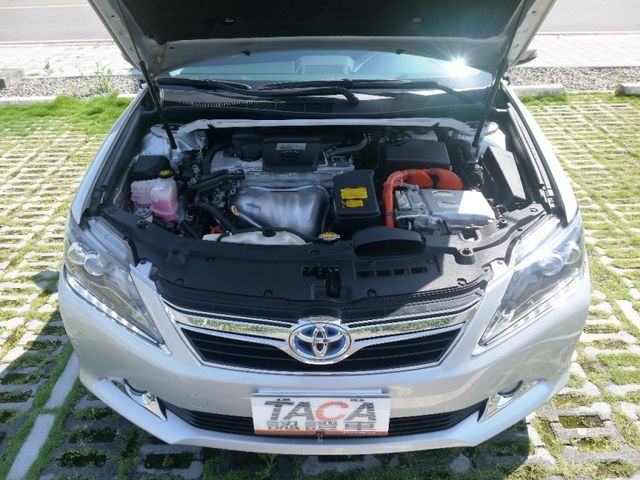 Toyota  Camry  第11張相片