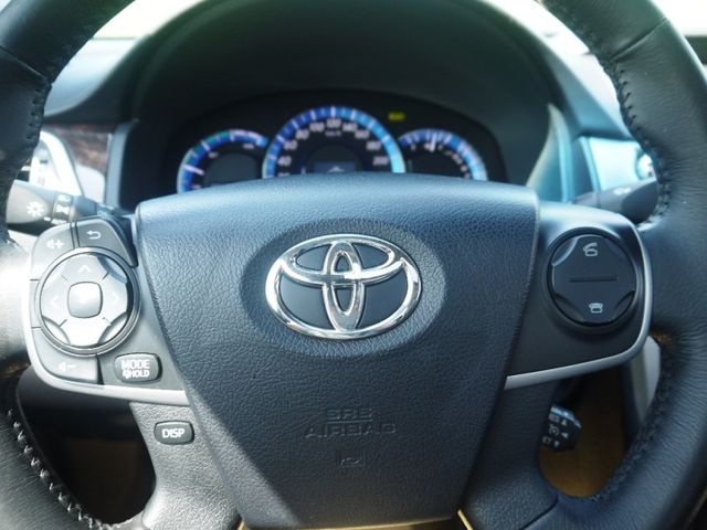 Toyota  Camry  第24張相片