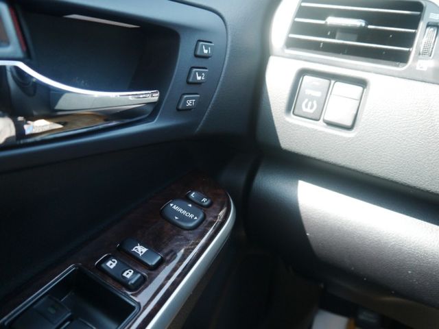 Toyota  Camry  第28張相片