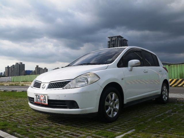 Nissan  Tiida 俗俗賣~~代步車  第1張相片