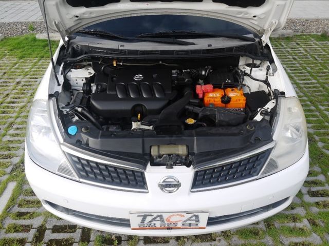 Nissan  Tiida 俗俗賣~~代步車  第10張相片