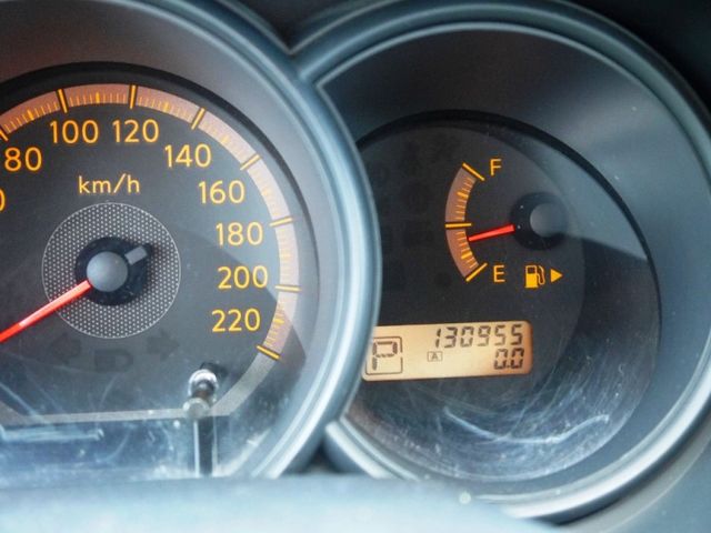 Nissan  Livina  第18張相片