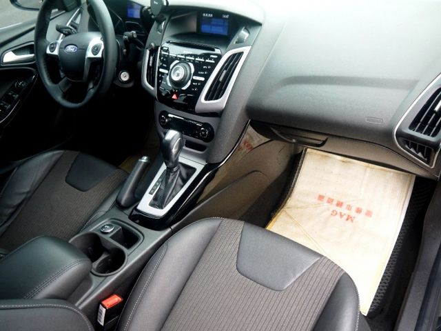 Ford/福特  Focus  第14張相片