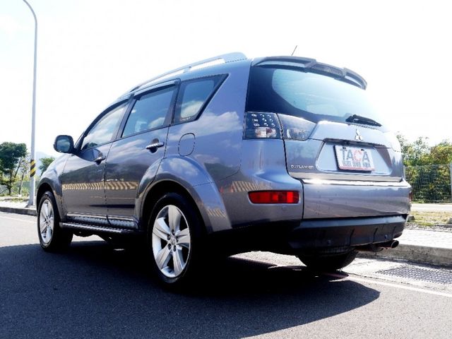 Mitsubishi  Outlander  第5張相片
