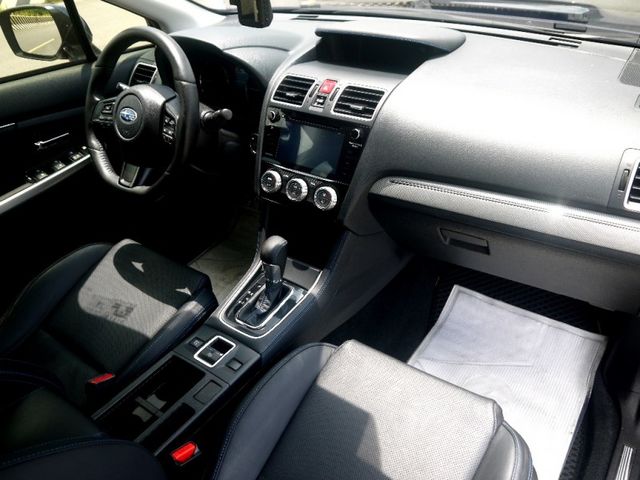 Subaru  Levorg 搭載 2.0 渦輪引擎 .操控、動力、低  第13張相片