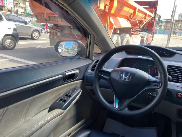 Honda  Civic  第11張相片