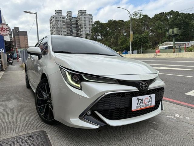 Toyota  Auris ACC跟車、撥片、賽車座椅、盲點、認證合格、HUD  第4張相片