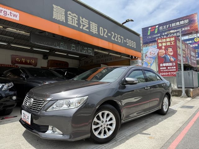 Toyota  Camry  第2張相片
