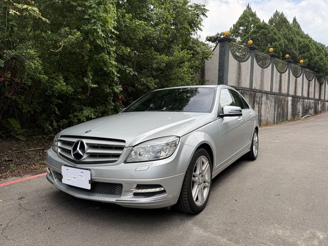 Mercedes-Benz/賓士   C-CLASS  C300  第1張相片