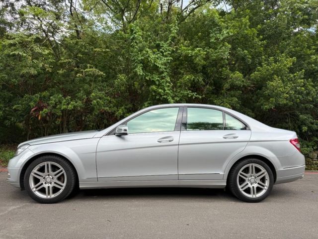 Mercedes-Benz/賓士   C-CLASS  C300  第5張相片