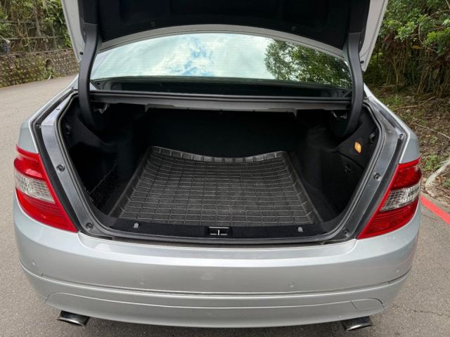 Mercedes-Benz/賓士   C-CLASS  C300  第15張相片