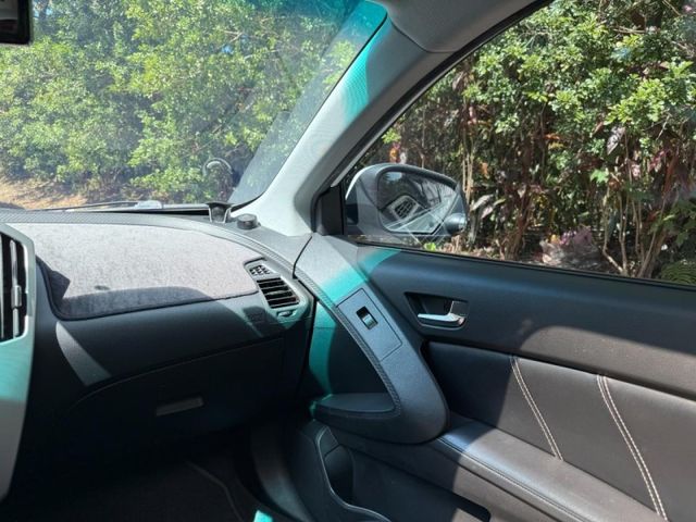 Luxgen  U6 Turbo  第10張相片