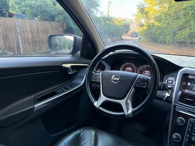 Volvo  XC60  第9張相片