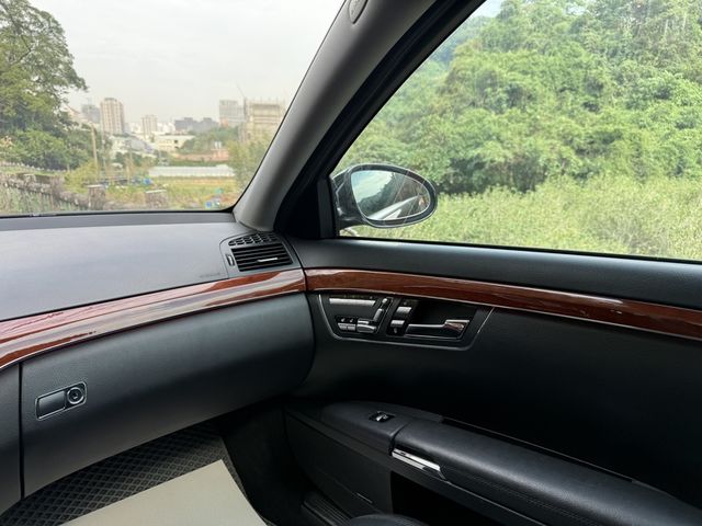 Mercedes-Benz/賓士   S-CLASS  S350  第10張相片