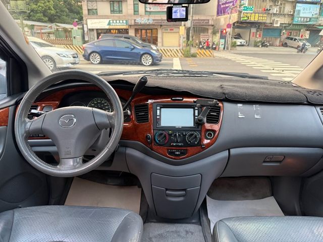 Mazda  MPV  第7張相片