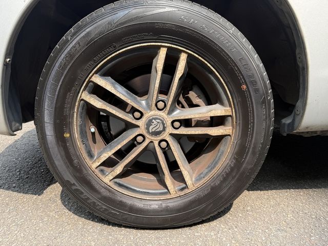 Toyota  Innova  第16張相片