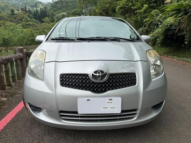 Toyota  Yaris 行車語音安全系統、舒壓按摩椅、原  第3張相片