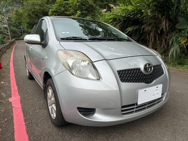 Toyota  Yaris 行車語音安全系統、舒壓按摩椅、原  第4張相片