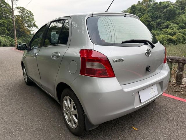 Toyota  Yaris 行車語音安全系統、舒壓按摩椅、原  第6張相片