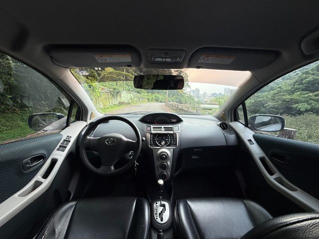 Toyota  Yaris 行車語音安全系統、舒壓按摩椅、原  第10張相片