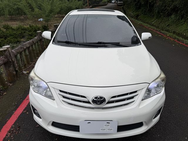 Toyota  Altis 【省油好開｜天窗｜定速、恆溫｜七速｜原鈑件｜抬頭顯示器｜代步首  第19張相片