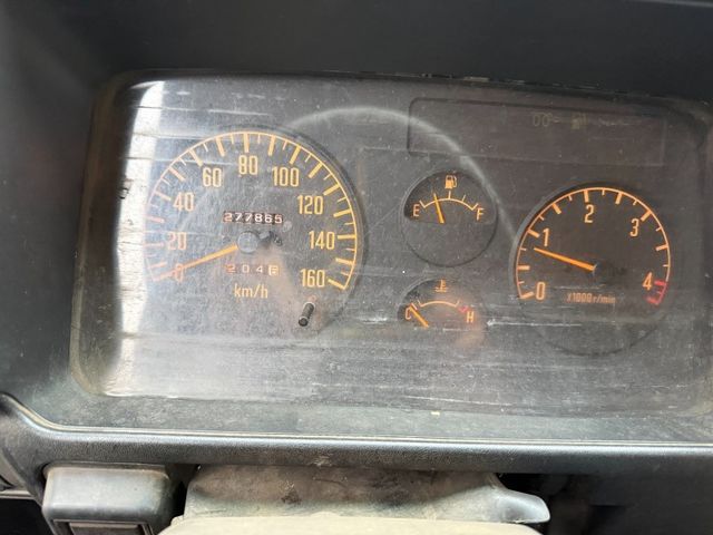 Isuzu  Elf(一路發) 【ELF 蓬式貨車｜升降尾門｜低里程｜原鈑件｜工作好幫  第13張相片