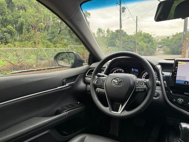 Toyota  Camry 【 2023款 汽油尊爵｜認證合格｜原廠保養｜全速域ACC跟車｜盲點偵測｜雙電  第10張相片