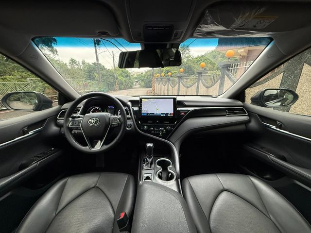 Toyota  Camry 【 2023款 汽油尊爵｜認證合格｜原廠保養｜全速域ACC跟車｜盲點偵測｜雙電  第11張相片
