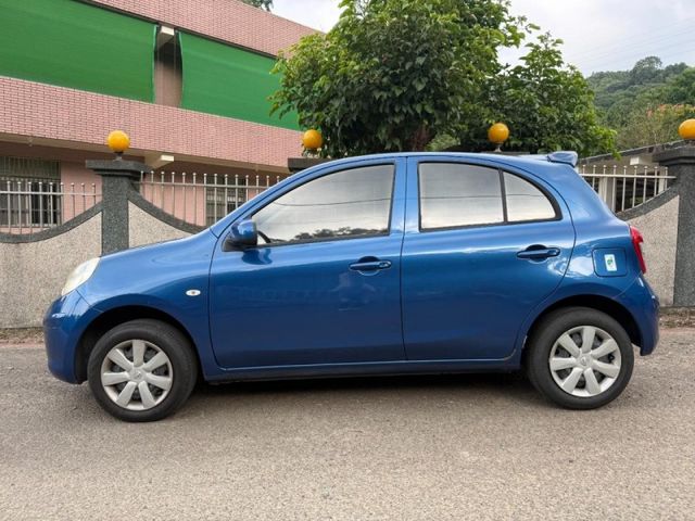 Nissan  March  第6張相片