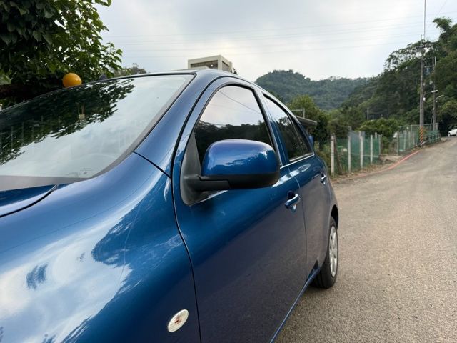 Nissan  March  第17張相片