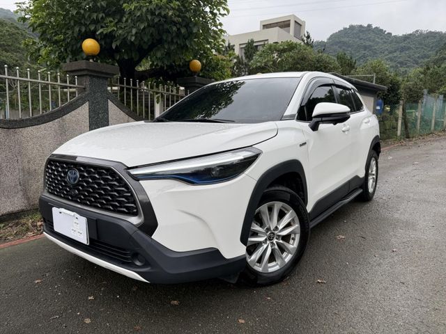 Toyota  Corolla Cross 【Hybrid 尊爵｜熱門油電休旅｜ACC跟車｜盲點｜原鈑件｜LED頭尾日行  第1張相片