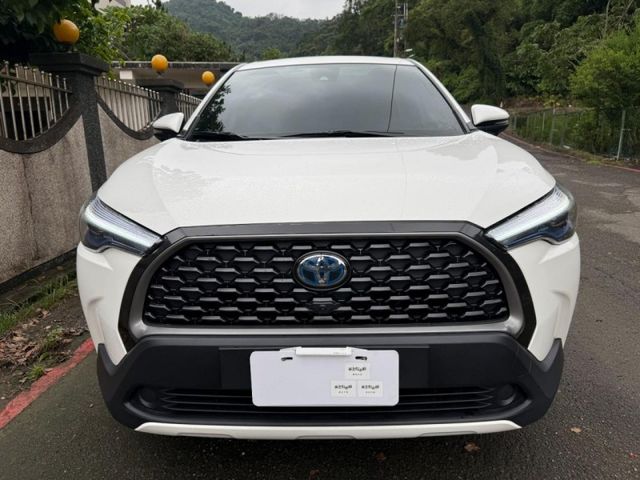 Toyota  Corolla Cross 【Hybrid 尊爵｜熱門油電休旅｜ACC跟車｜盲點｜原鈑件｜LED頭尾日行  第2張相片