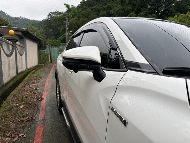 Toyota  Corolla Cross 【Hybrid 尊爵｜熱門油電休旅｜ACC跟車｜盲點｜原鈑件｜LED頭尾日行  第4張相片