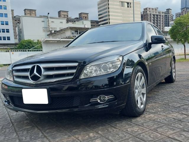 Mercedes-Benz/賓士   C-CLASS  C200  第9張相片