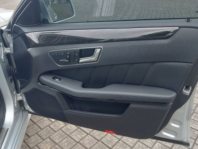 Mercedes-Benz/賓士   E-CLASS  E250  第20張相片
