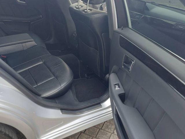 Mercedes-Benz/賓士   E-CLASS  E250  第22張相片