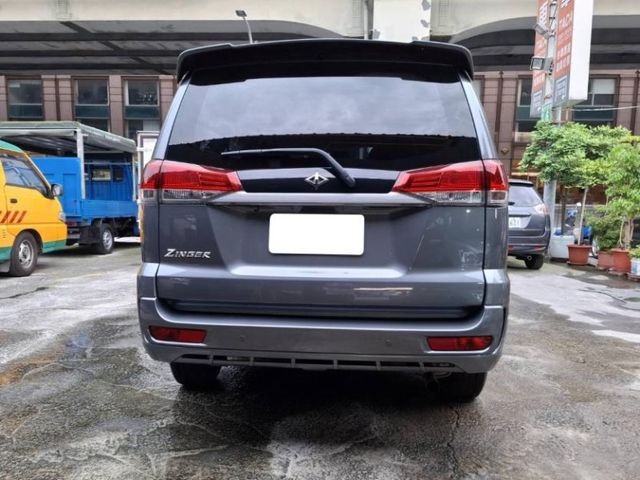 Mitsubishi  Zinger  第6張相片