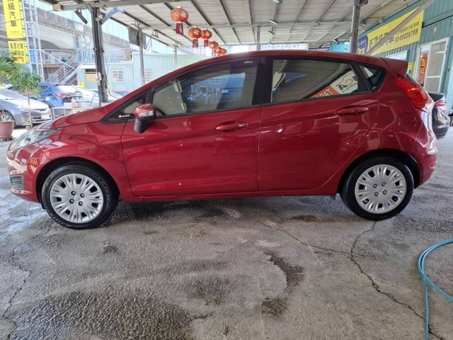 Ford/福特  Fiesta  第14張相片