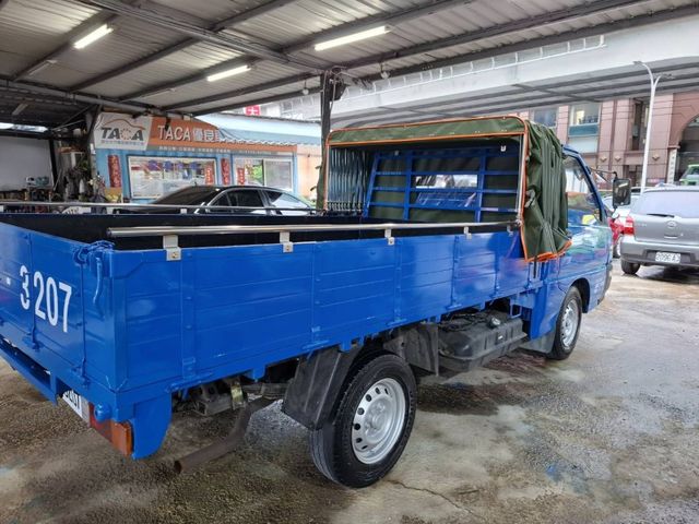 Mitsubishi  Delica  第14張相片
