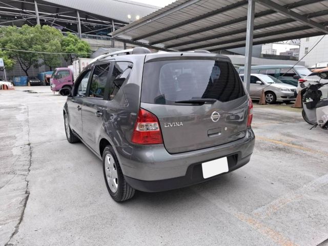 Nissan  Livina 2010年Livi  第7張相片