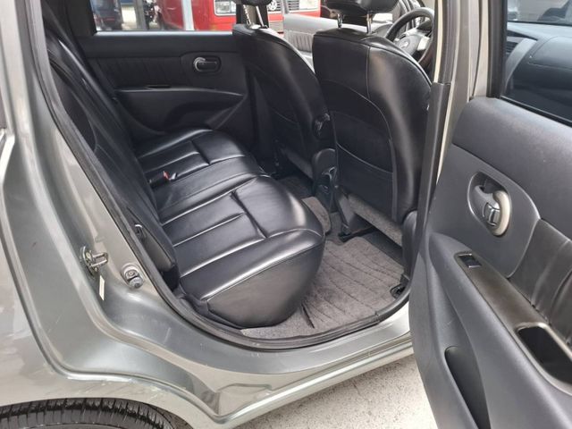 Nissan  Livina 2010年Livi  第17張相片