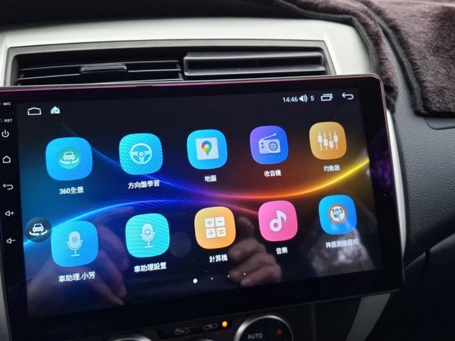 Nissan  Livina  第16張相片